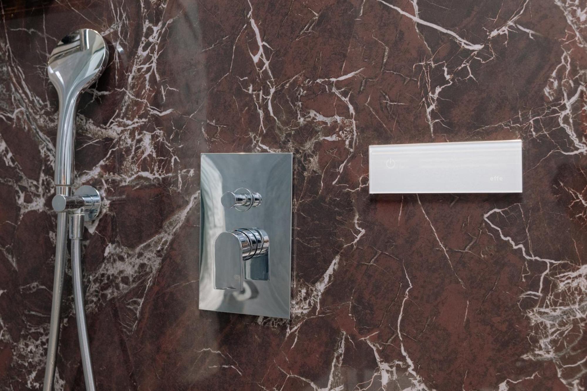 10 Keys Milano Hotel Luaran gambar