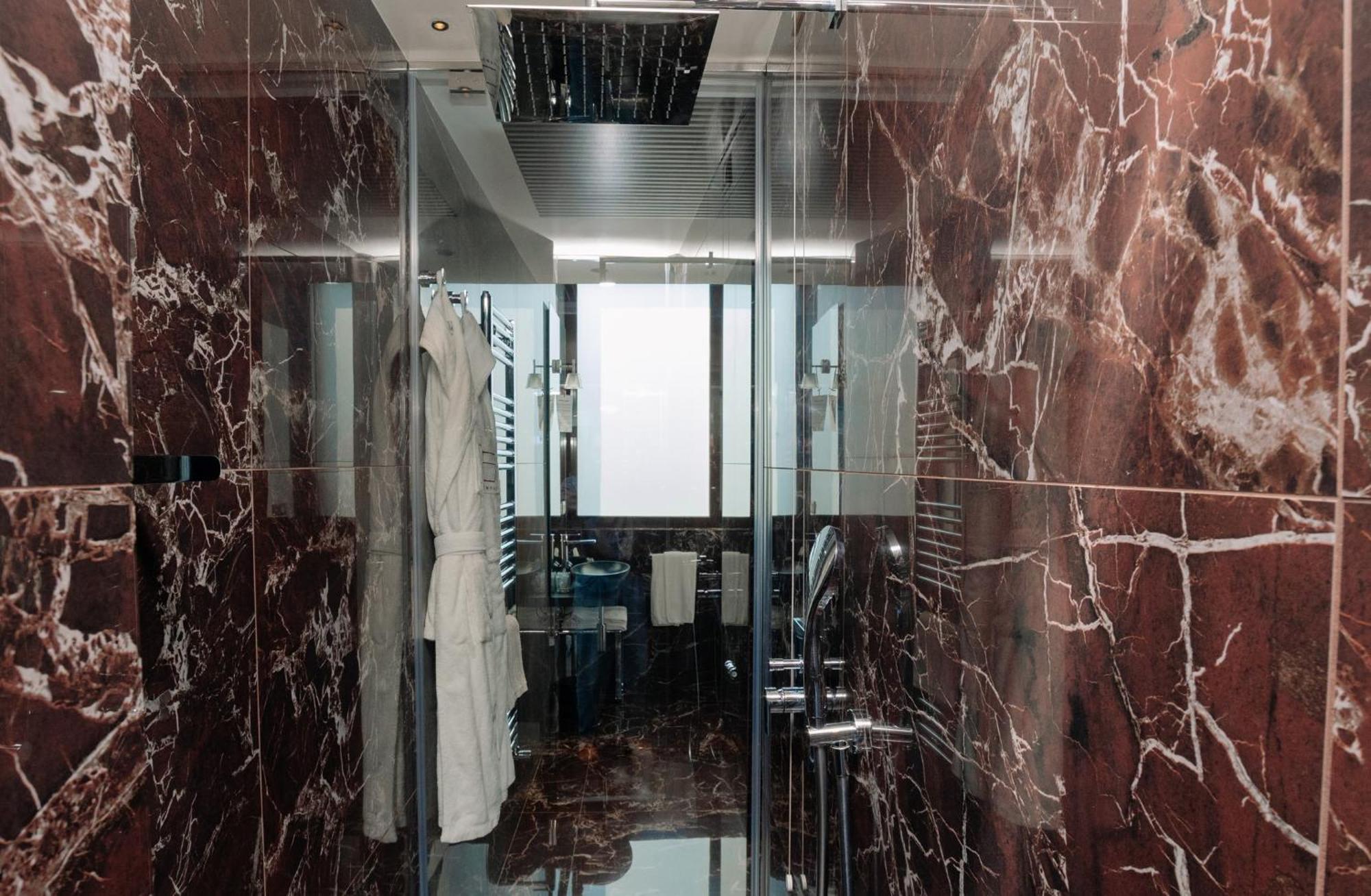 10 Keys Milano Hotel Luaran gambar