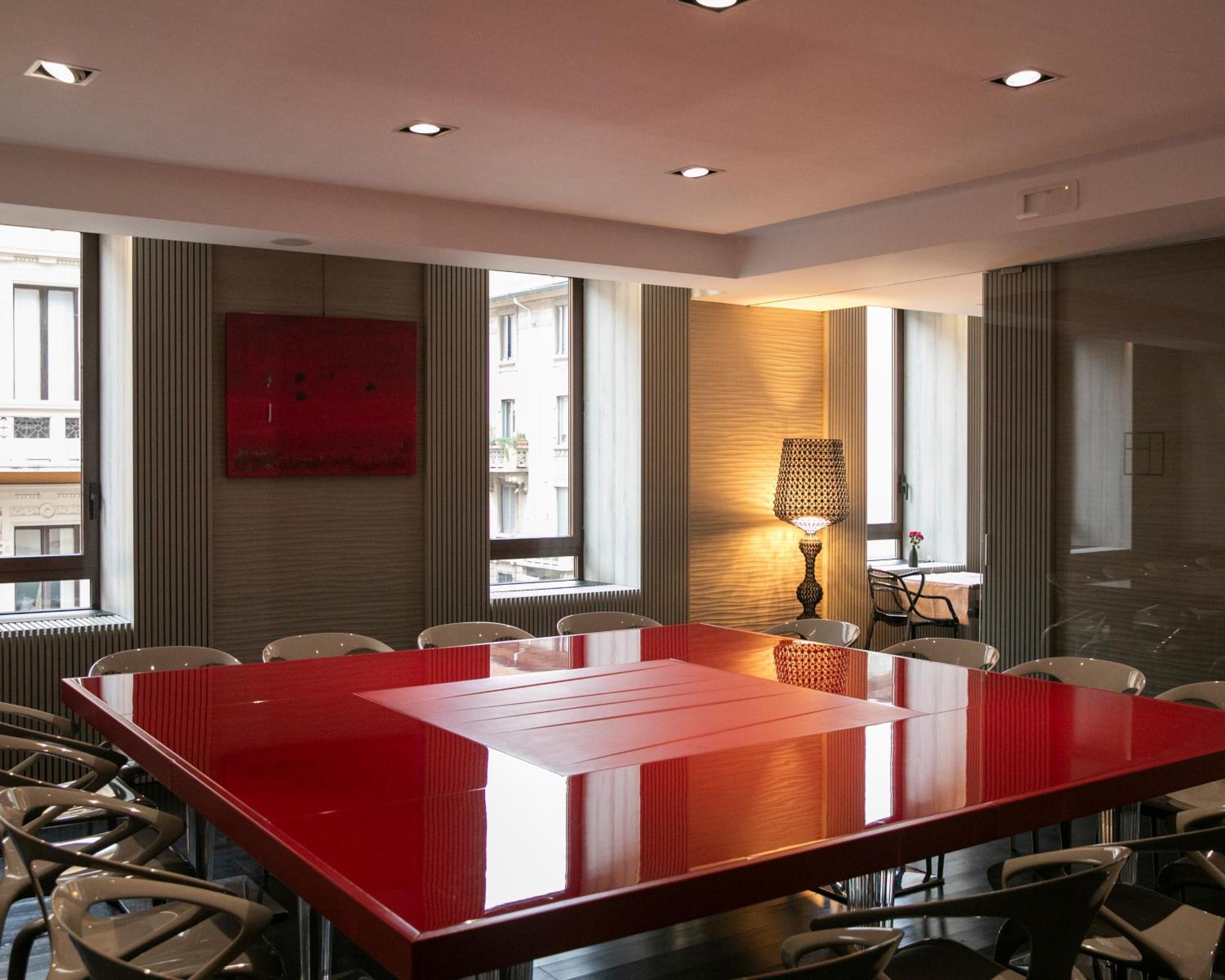 10 Keys Milano Hotel Luaran gambar